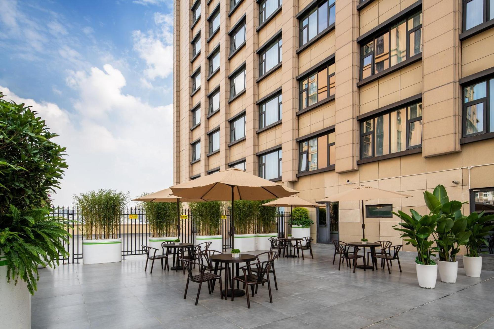 Holiday Inn Express Chengdu Huanhuaxi By Ihg-Near Jinsha Site Musem,Near Wuhou Temple Museum,Welcome Drinks,Free Gym,Free Self-Service Laundry Luaran gambar